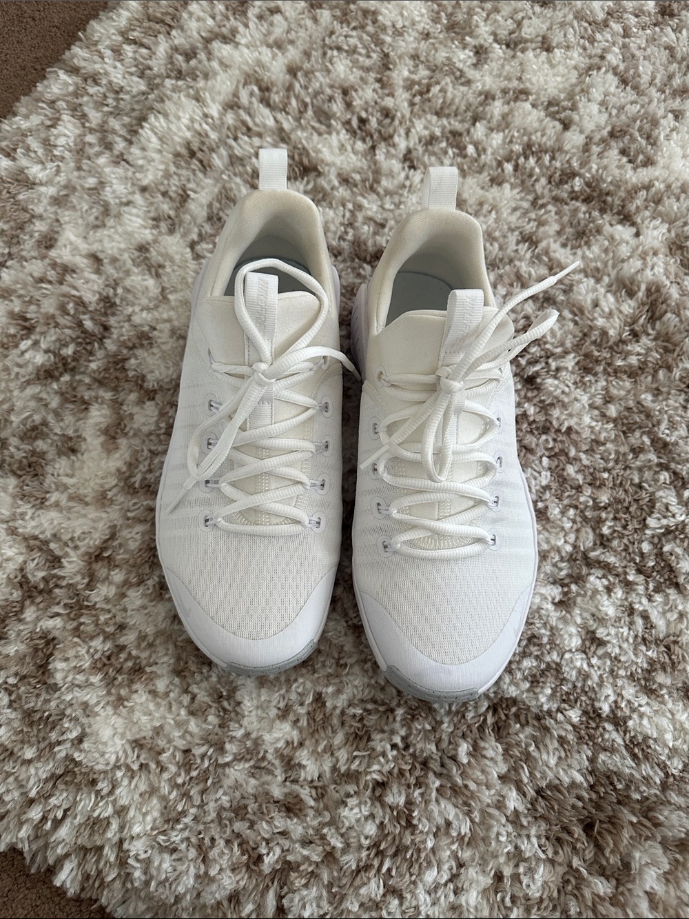 Women’s Nike sneakers